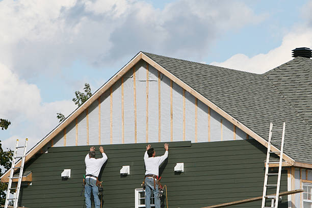 How To Choose The Right Materials for Your Siding Installation in 'Sheldon, IL